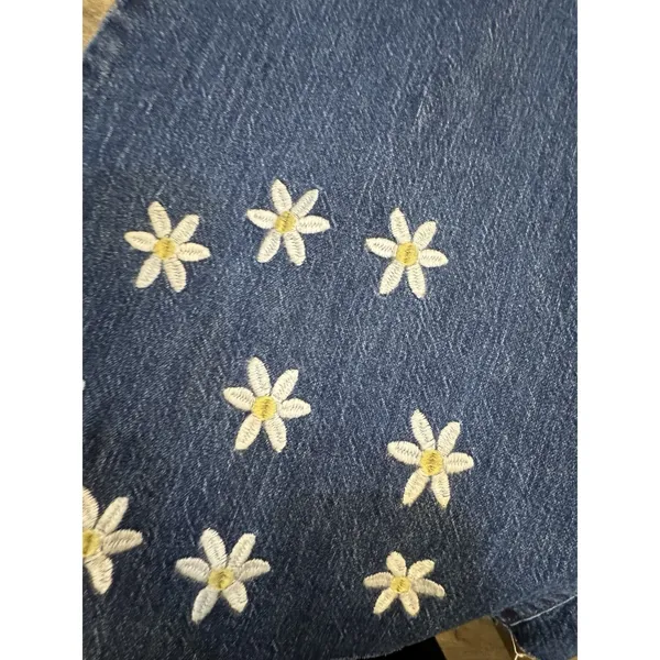 Forever 21 Blue Denim Flare Leg Jeans Daisies-High Rise‎ Size 29 60's - Image 6
