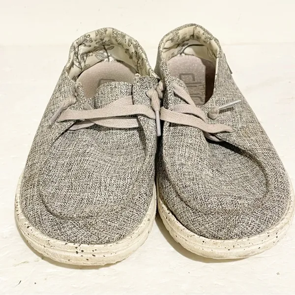 Hey Dude Wendy Linen Size 7 Loafers Gray Woven Slip On Flats Shoes - Image 2