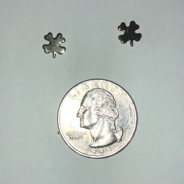 Gold Tone Clover Stud Earrings - Image 3