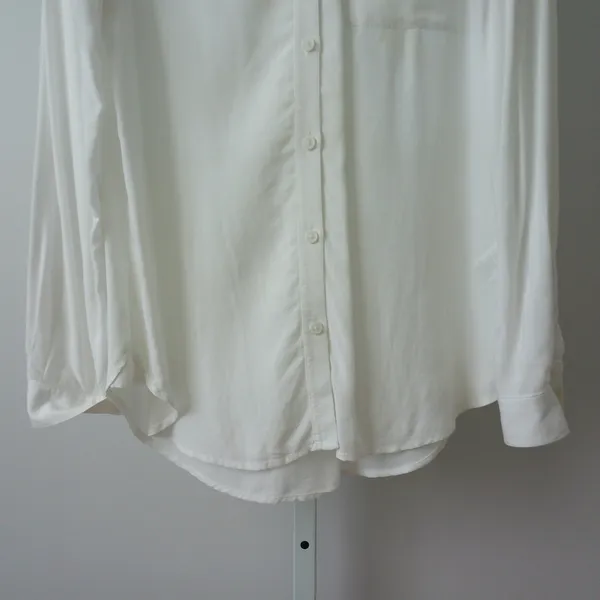 Beachlunchlounge Office Siren Coastal Relaxed Pocket Button Down XS White - Image 3