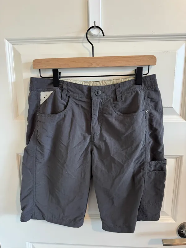 Patagonia Women’s Grey Hiking Shorts - Image 6