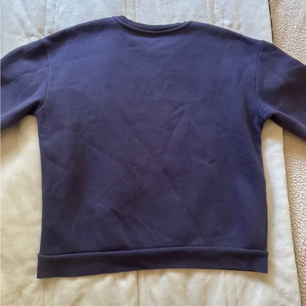 Nordstrom S Navy Crewneck Sweater with White Bear Alaska Graphic - Image 4