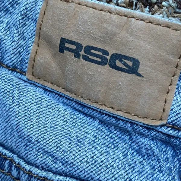RSQ Light Wash Low Rise Straight Jeans Women’s Size 27 Y2K - Image 3