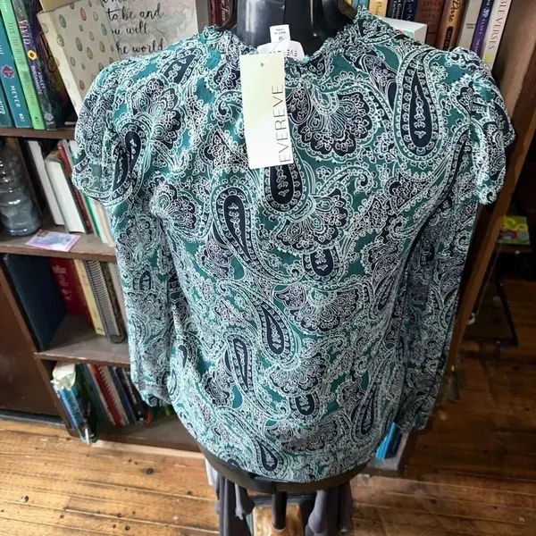 Evereve green paisley ruffled dainty feminine blouse - Image 2