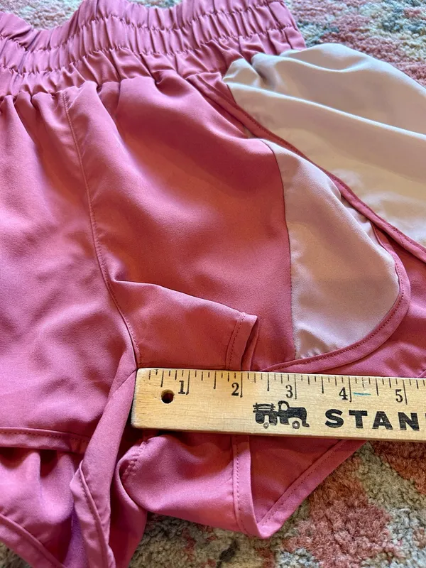 Boutique New In High Waisted Pink Shorts - Image 4