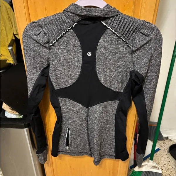 Lululemon Star Runner Pullover (First Release) black 4 - Image 7