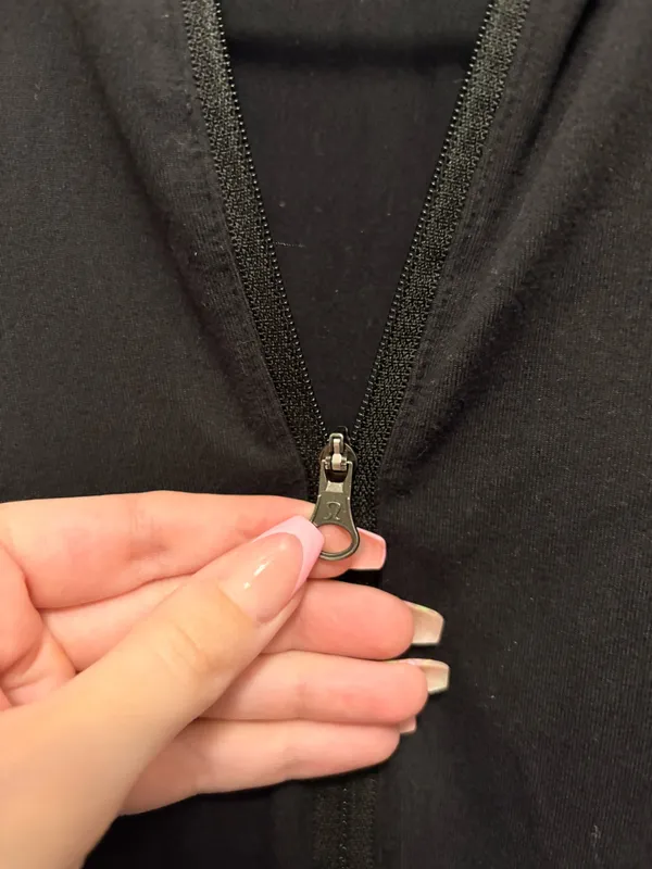 Lululemon Race Your Pace 1/2 Zip - Image 2