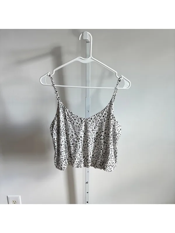 Z Supply NWOT Women's Mirabel Cheetah Print Tank Cami Size S - Image 3