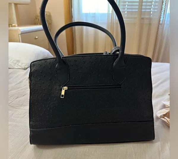 🆕 Tote - Image 4