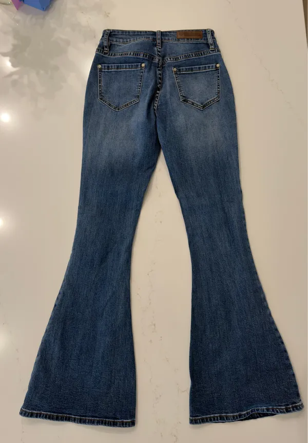 Rock and Roll Jeans - Image 2