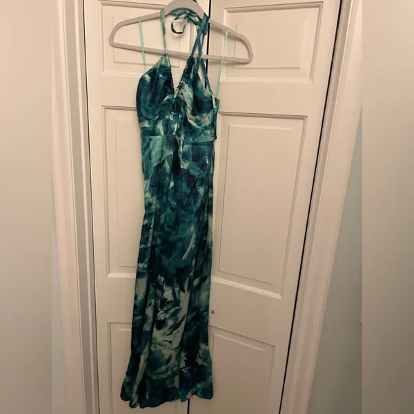 Beautiful silk green tie dye satin maxi - Image 3
