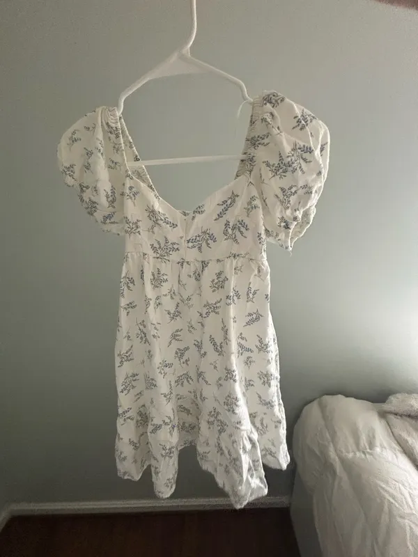 H&M White Floral Dress - Image 3