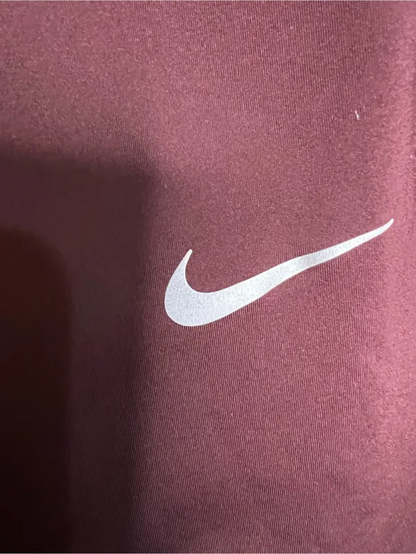 Nike Womens Epic Fast Dri-FIT Running Cropped Capri Burgundy Pockets‎ Leggings - Image 5