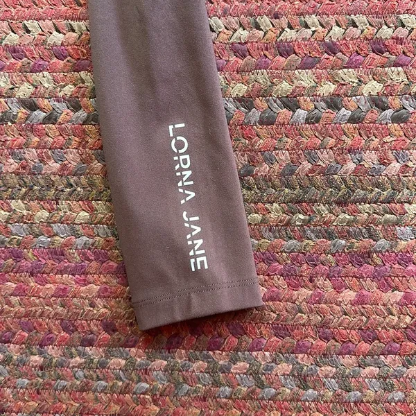 Lorna Jane Australia Chocolate Brown Crop Athletic Leggings - Image 2