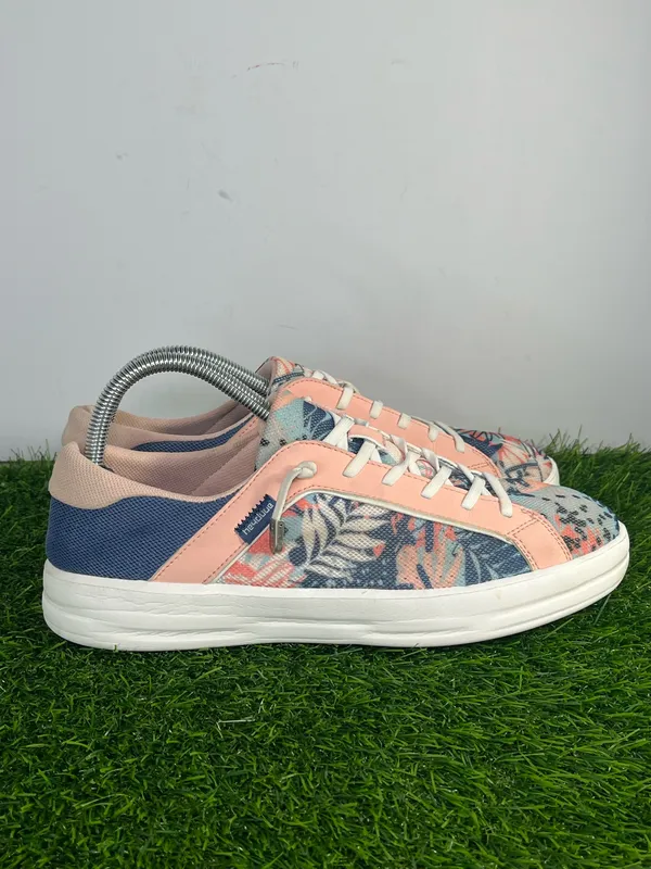 Hey Dude Karina Breeze Island Floral Sneakers Women’s Size 9 Lightweight Casual Shoes - Image 3