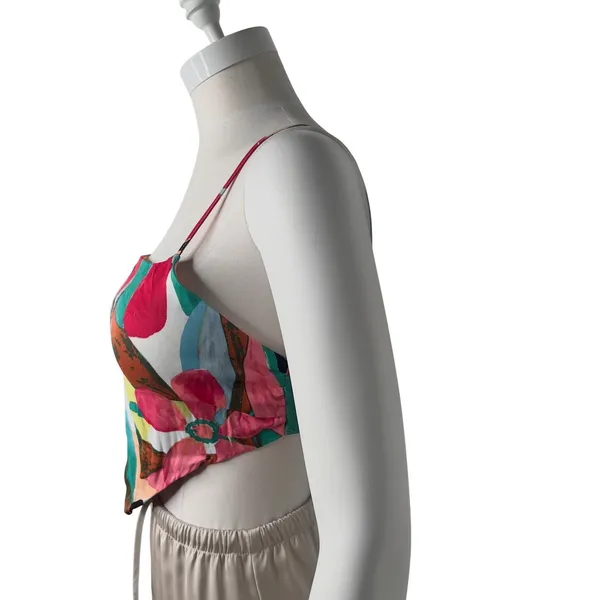 Forever‎ 21 Abstract Print Halter Neck Crop Top Size M - Image 4