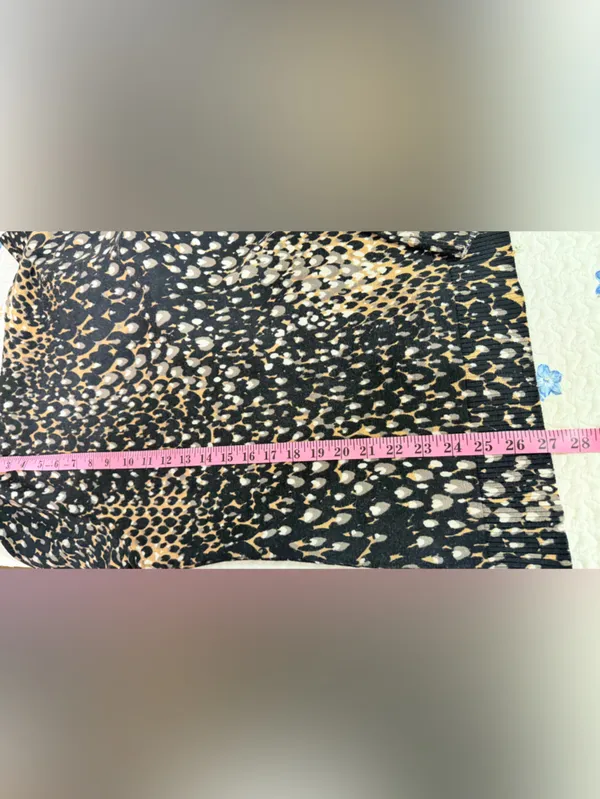 Tory Burch Lightweight Button-Up Leopard Long Sleeve Cardigan Sweater Size M - Image 8