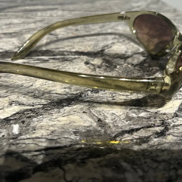 Stylish Green Sunglasses - Image 6