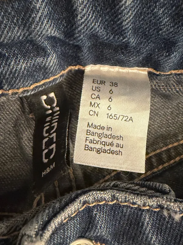 H&M Divided High Waist Wide Leg Ankle Jeans - 6 - Image 11