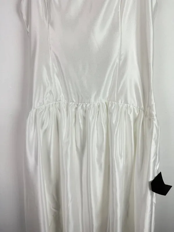 NWT Lulus Modern Adoration White Satin Backless Lace-Up Maxi Dress White Large L - Image 5