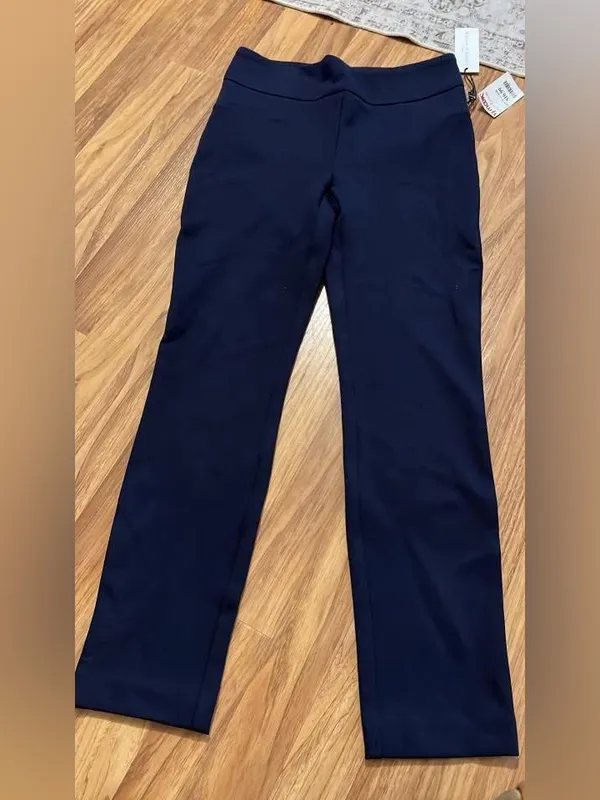 Women's Black Straight - Image 2