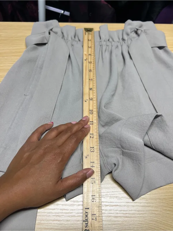 Wilfred Aritzia Paperbag High Rise Tie Waist Shorts Taupe Size 2 - Image 9