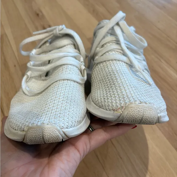 Adidas Women’s Sneakers - Image 7