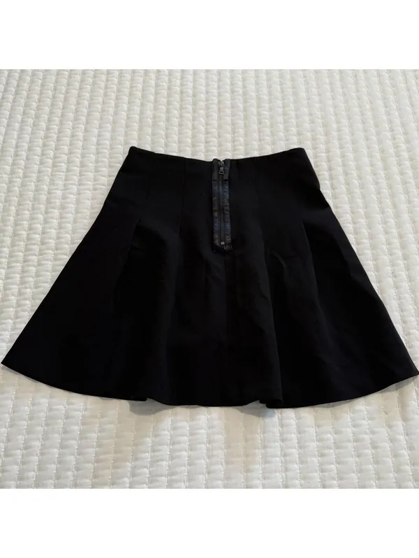 Alice + Olivia Black Employed Pleated Short Skirts A Line Sz 2 Women’s - Image 7