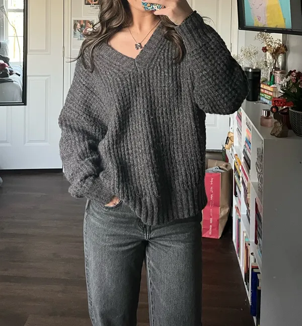 American Eagle Sweater  - Image 2