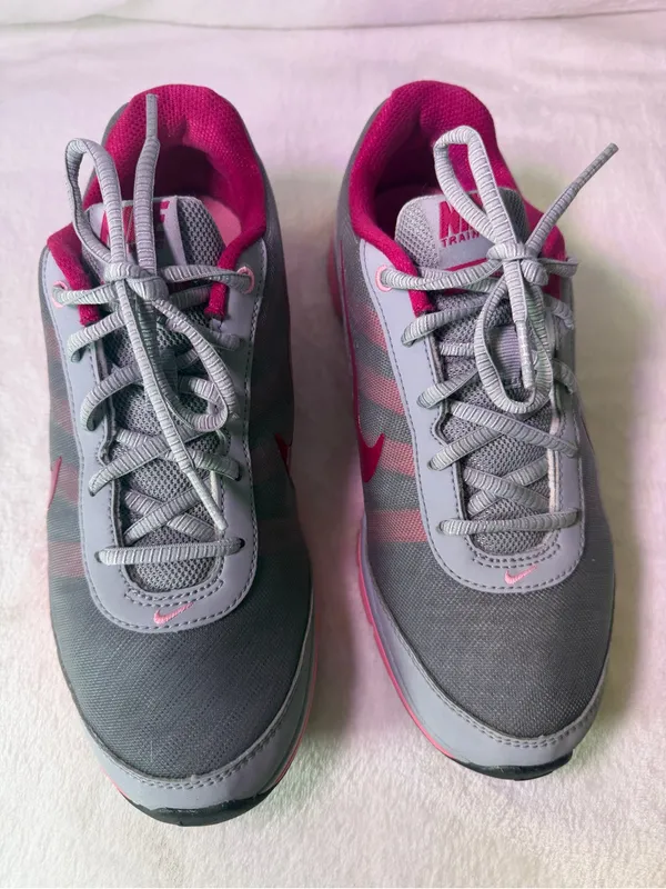 Nike Women’s Gray and Pink Athletic Sneakers - Image 4