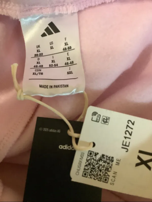 Adidas Size XL Women's Pink Three Stripes Fleece Slim Pants Has a small stain - Image 6
