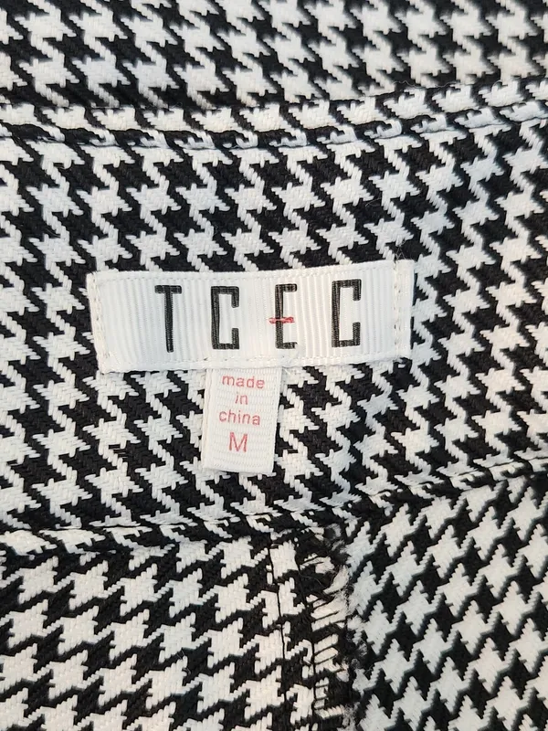 TCEC Black and White Houndstooth High Waist Shorts Size Medium - Image 8