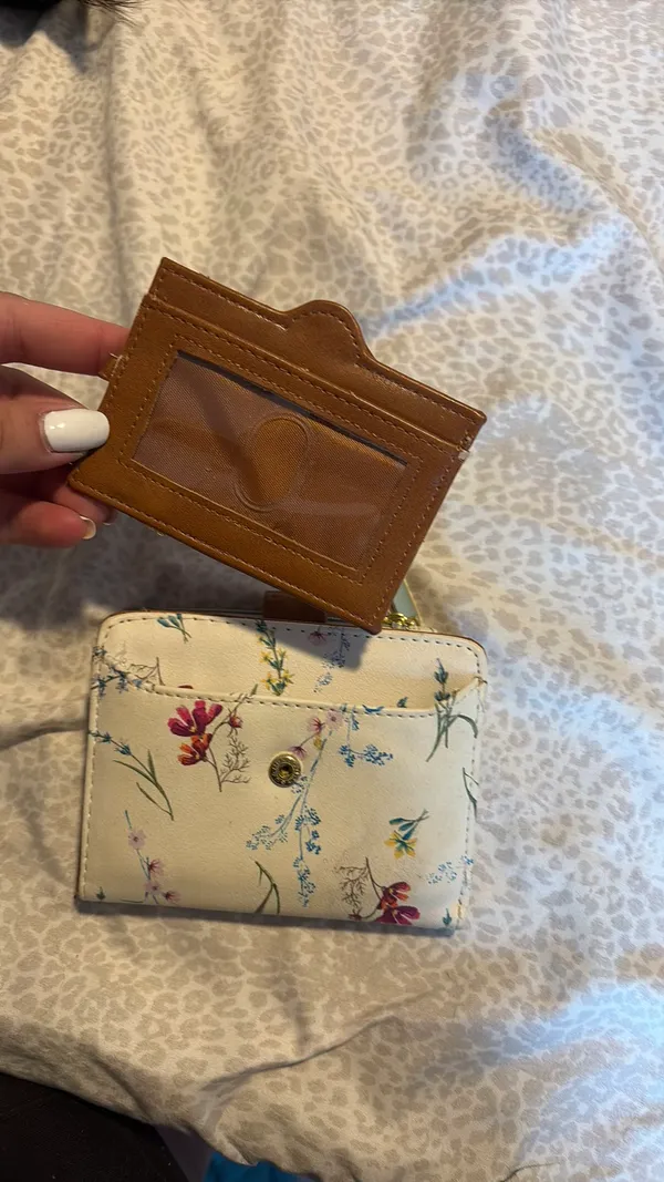 Walmart Flower wallet - Image 3