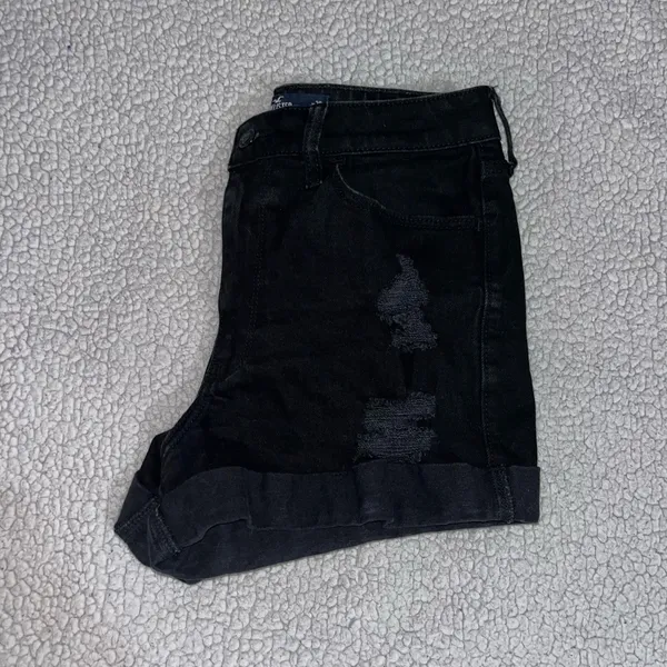 Hollister Ultra High-Rise Shorts - Image 5