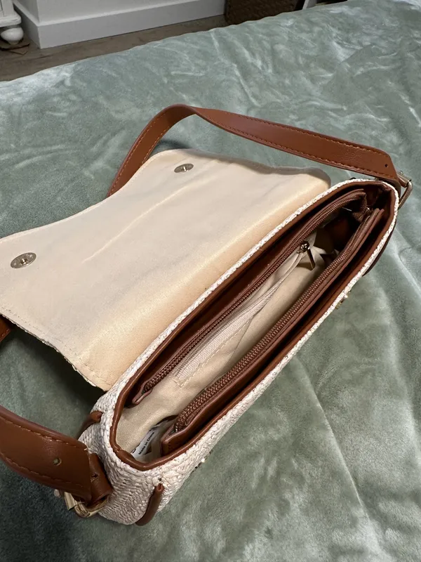 Beachy Purse  - Image 4