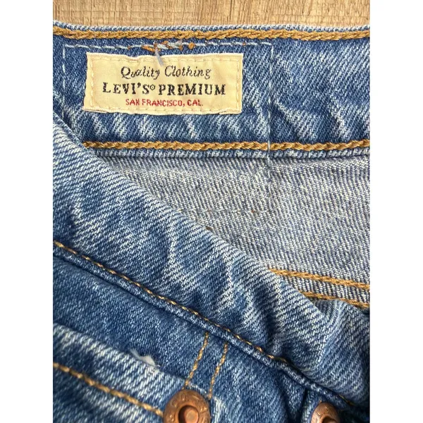 Levis Premium Wedgie Straight Jeans Womens 26 Blue High Rise Button Fly Denim - Image 2