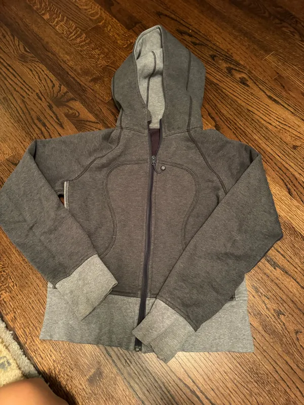 Lululemon Scuba Full-Zip - Image 2