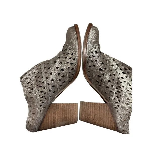 Steve Madden Harmony Mules in Dusty Gold Metallic Leather Upper Block Heel Sz 7M - Image 7