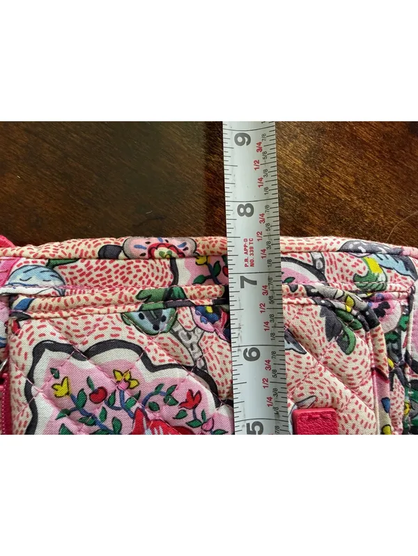Vera Bradley Small Crossbody Bag in Pink Floral Quilted Cotton - Image 10