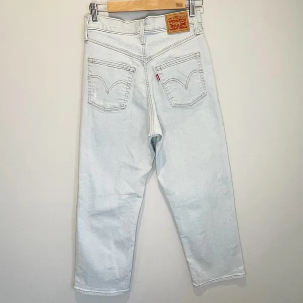 Levi's Ribcage Straight Ankle Jeans - size 28 - Image 2