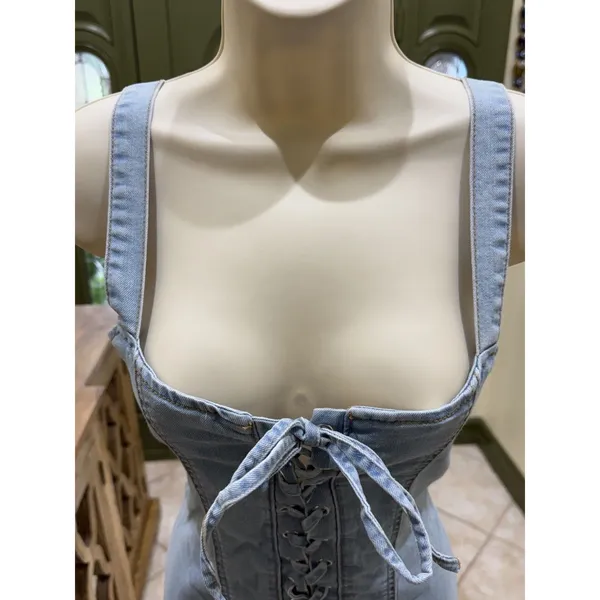 Jolie & Joy light wash denim mini dress size M - Image 4