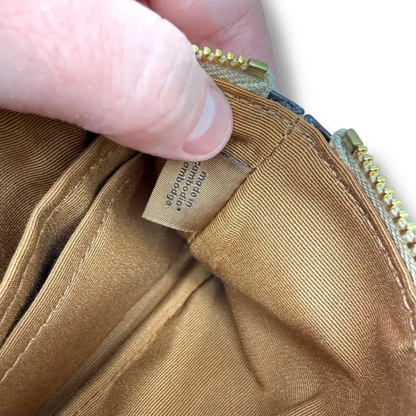 Coach Signature Canvas Wristlet Khaki Chalk Corner Zip Gold Hardware Classic‎ - Image 9
