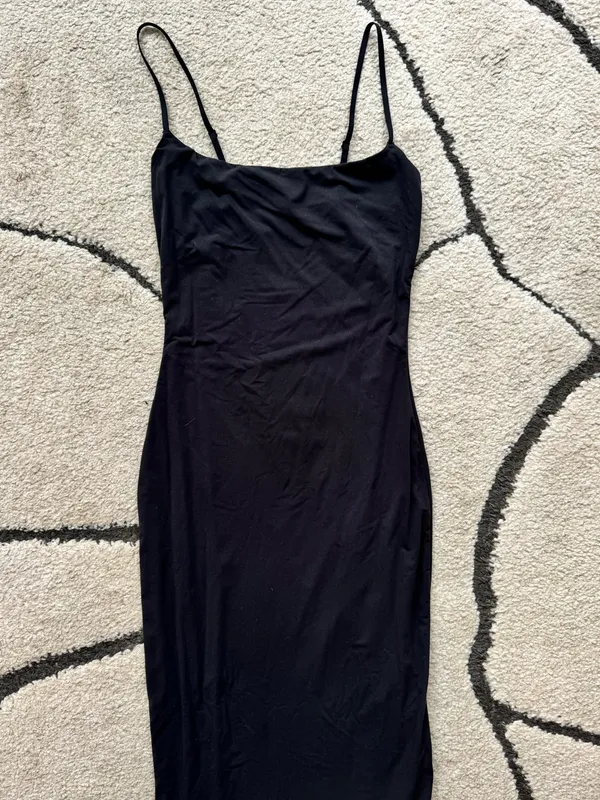 SKIMS Fits Everybody Long Slipdress - Image 4