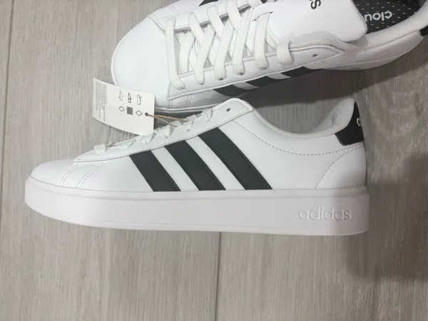 Adidas Grand Court 2.0 Sneakers Women’s - Image 3