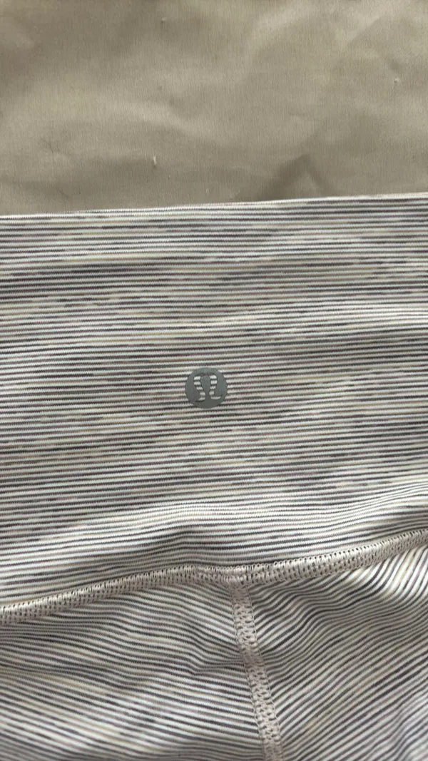 Lululemon light grey striped leggings - Image 4