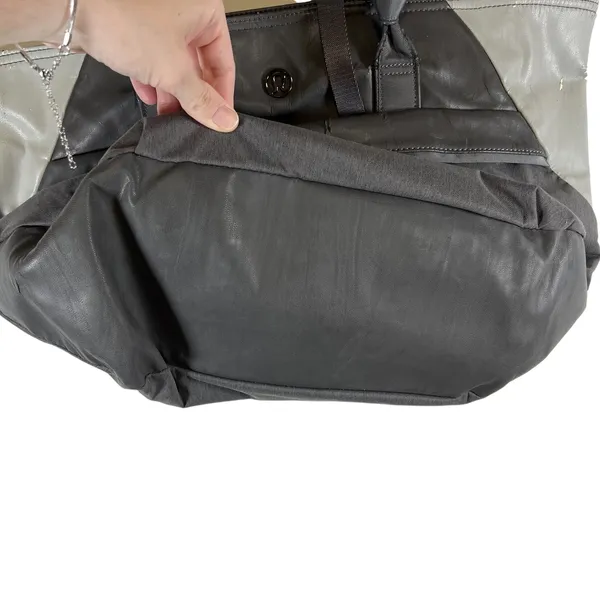 Lululemon Athletica Grey Colorblock Gym Tote Bag Large Shoulder Bag h2o *Flawed* - Image 8