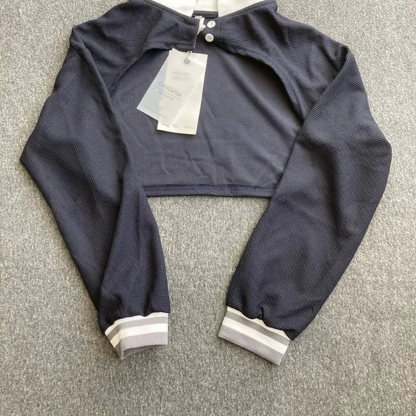 Set of 2 Y2K Streetwear Vibes: Trendy‎ Two-Piece Set with Short Outer Jackets - Image 6