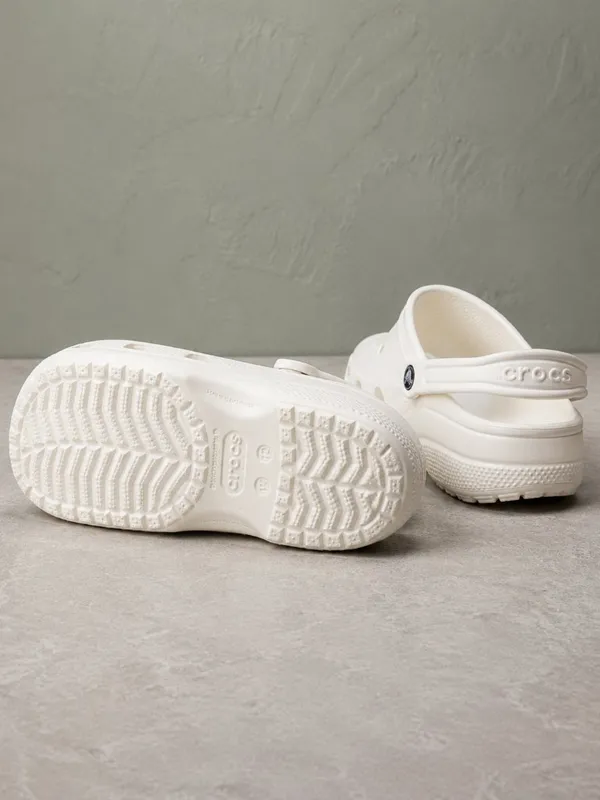 Crocs Classic Clog Off White Women’s 12 Men’s 10 Unisex Slip On NWT - Image 6