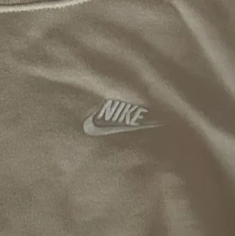 Nike Crewneck - Image 3