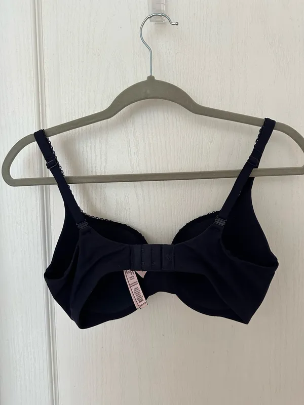 Victoria Sport Victoria's Secret Woman’s Push Up Bra Navy Padded Bra, Sz 32DD - Image 4